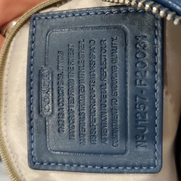 Coach 👜 - Picture 3 of 9